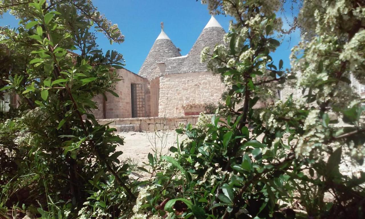 アルベロベッロTrulli Monsalisアパートメント エクステリア 写真